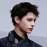 James (Chêm sư)