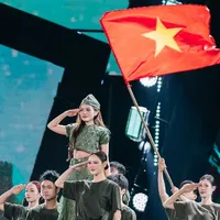 Phương Mỹ Chi ( chị bảy )