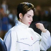 Dillan Hoàng Phan - 18 tuổi
