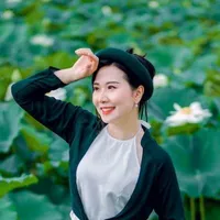Mẹ của Nguyệt