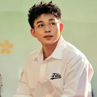 Jun Phạm