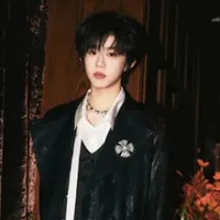 Trần Dịch Hằng - YiHeng