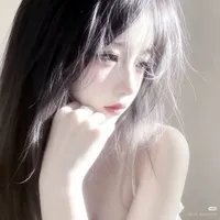 Hạ Vy
