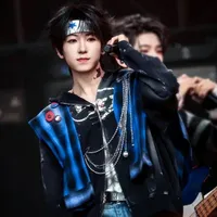 Dương Bác Văn_anh