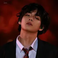 Kim TaeHyung {V}