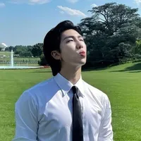 Kim NamJoon {Anh Cô}