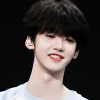 Trương Dịch Nhiên / @Domi159