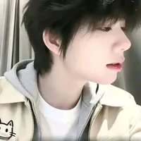 ChenYiHeng  Trần Dịch Hằng
