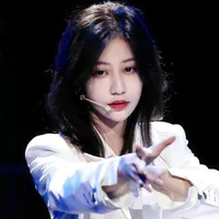 Viên Nhất Kỳ