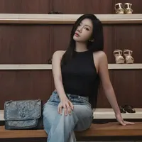 Khương Hoàn Mỹ - chị