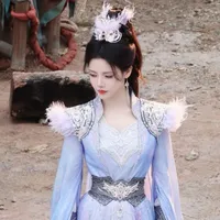 Phiên Nhiên/chị gái Su và Duy