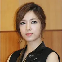 Ryu Hwayoung