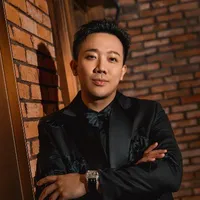 Huỳnh Trấn Thành/hiệu trưởng 