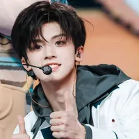 Tả Hàng _Bác sĩ quân y
