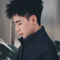 Quang Hùng