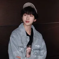 Nhiếp Vĩ Thần