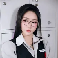 Khương Hoàn Mỹ-Cam, Orange
