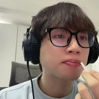 Tác Giả