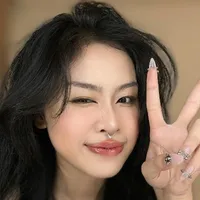 Trần Thị Phương Thảo ( Em Dung)
