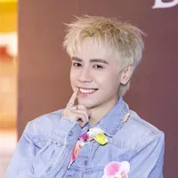 Lê quang hùng ( ngoài đời )