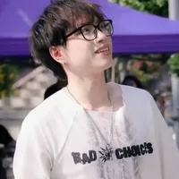 Khôi Vũ ( 18 tuổi )
