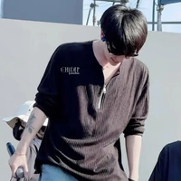 Hùng.