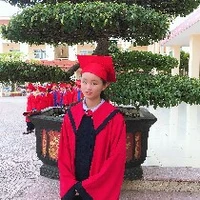 Lindsay Nguyễn