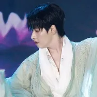 Hoàng Hùng