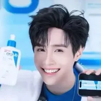 cả nhà Ryn
