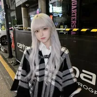 trần lê vân/ cj sáu top/