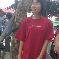 Nguyễn Phạm Bảo Xuyên  - chị 2 Cô