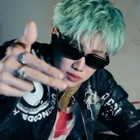 Hoàng Đức duy|• 17 tuổi