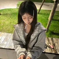 Lục Hoàng Thúy Ngân//nu9