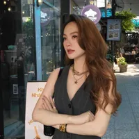 Minh Hằng ( chị)