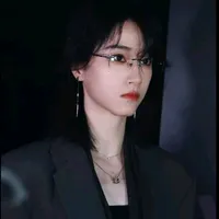 Tưởng Vân- chị cô