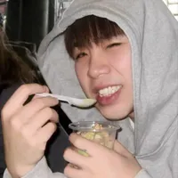 Ynhukk.tg phụ