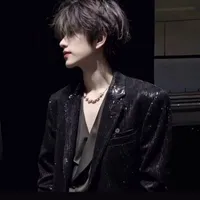 kira" mèo sảo quyệt"