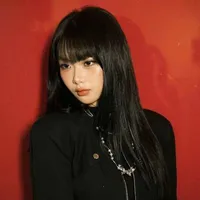Nguyễn Lê Ngọc Ánh sáng_Aza