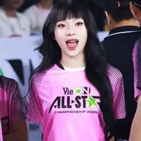 Vũ Thị Ngân Mỹ - Chị