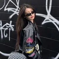 Lee Dain - cô