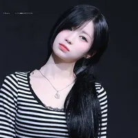 Enami Asa - nàng