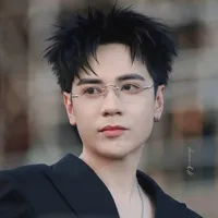 Quang Hùng