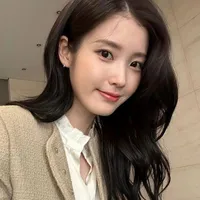 Lee Ji-eun - IU