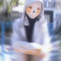 707