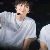 -Ngô Kiến Huy-