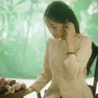 Mỹ Hạnh ( má nuôi Bình )