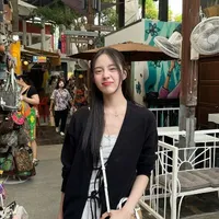 Earn Preeyaphat Lawsuwansiri