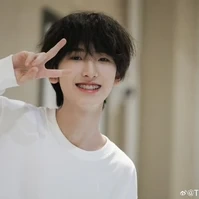 Tả Kỳ Hàm 