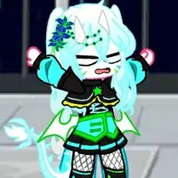 Suri ( rồng nhưng nghịch với láo)