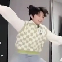 Bố m là bon 👽